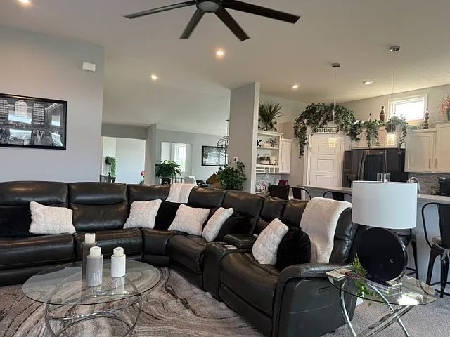 1231 Lake Run Dr — Photo 17