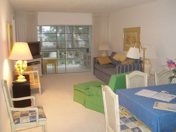 Light & Bright Garden Apt