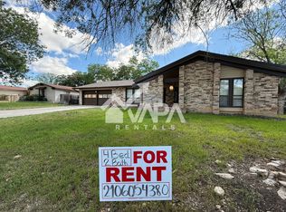 5111 Encanta St, San Antonio, TX 78233