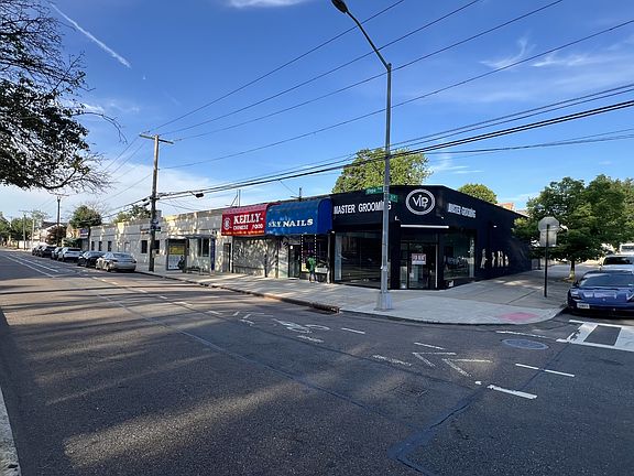 2nd image of 21-36 Utopia Pkwy #21-36