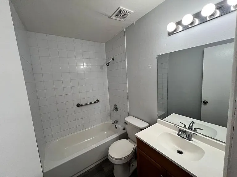 9312 Grandfield Rd #A — Photo 5