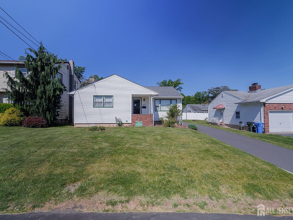 1st image of 829 Harrell Ave