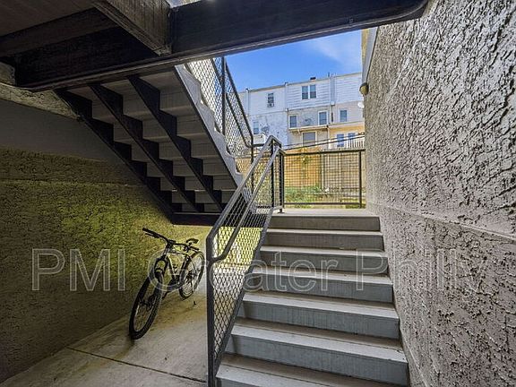 4th image of 182 Gay St APT 706