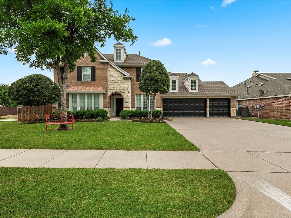 1st image of 920 Water Oak Dr