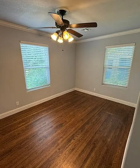 5508 S Newport Ave — Photo 14