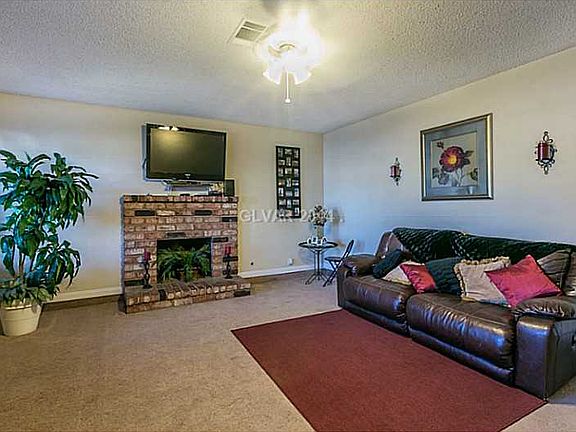 4th image of 5545 Damico Dr