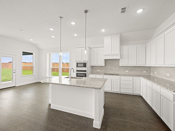 7th image of this home