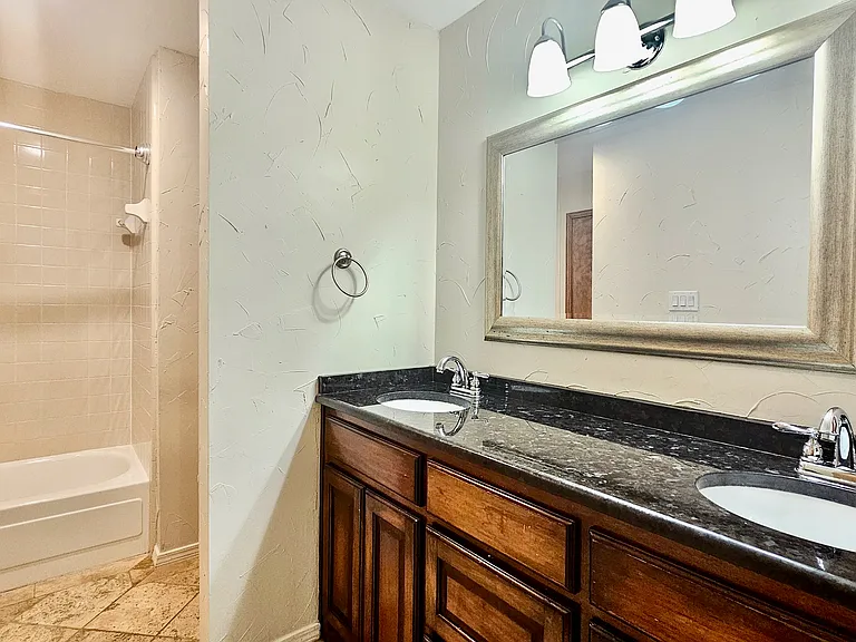 1445 Sedalia Dr — Photo 18
