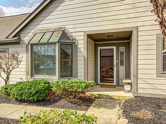 3rd image of 8158 River Bay Dr E
