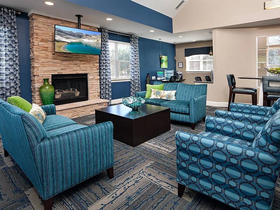 Media & Wi-Fi Lounge