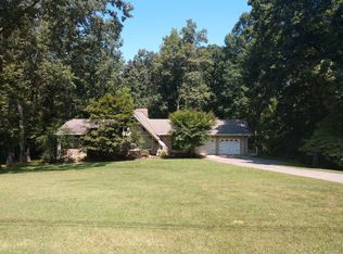 1438 Mimosa Dr, Louisville, TN 37777