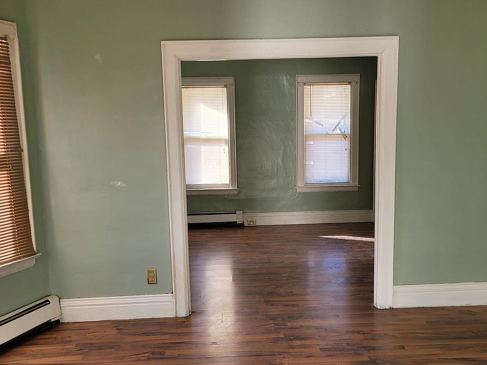 2nd image of 105 E End Ave APT 1