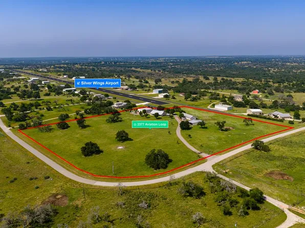 2377 Aviation Loop, Fredericksburg, TX 78624
