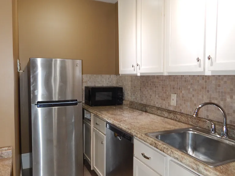 4601 Schenley Rd #1F — Photo 17