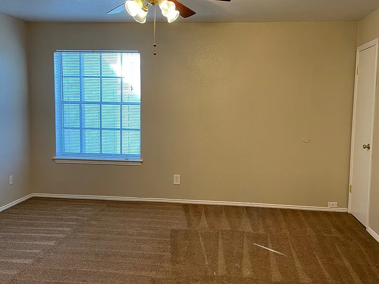 Tara Apartments — Photo 47