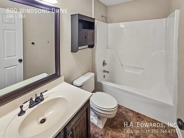 800 Windsong Dr — Photo 8