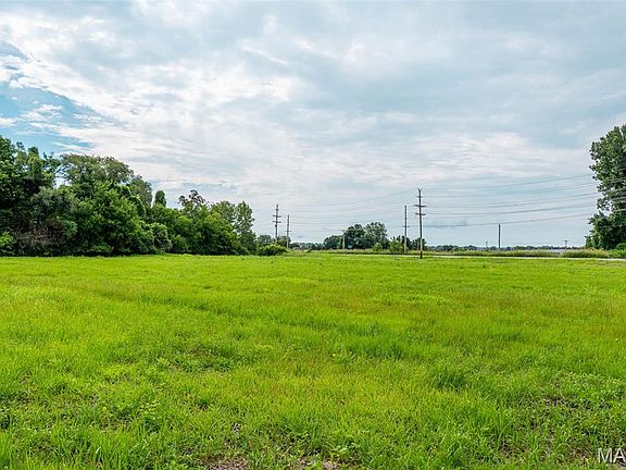5th image of 18357 Chesterfield Airport Rd