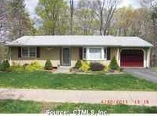 96 Pettit Dr, Meriden, CT 06451