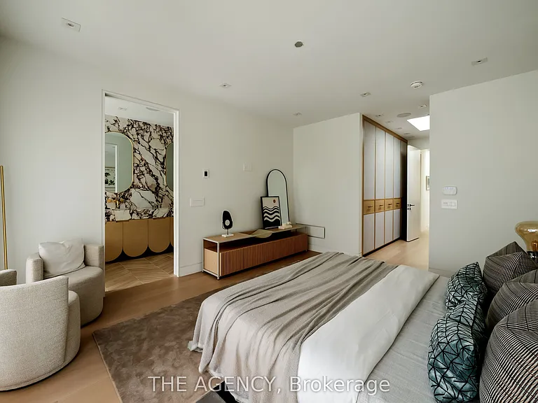 126 Sherwood Ave — Photo 22