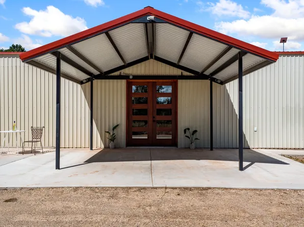 11 Blue Jay Way, Rowe, NM 87562