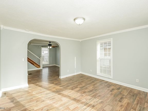4th image of 1415 Woodbirch Ave