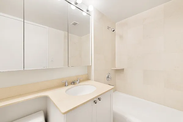 Rented by Keller Williams NYC | media 21