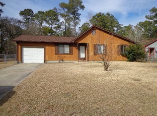 216 Cedar Creek Dr, Jacksonville, NC 28540