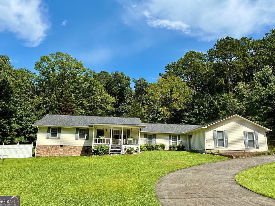 1st image of 334 Armuchee Trl NE