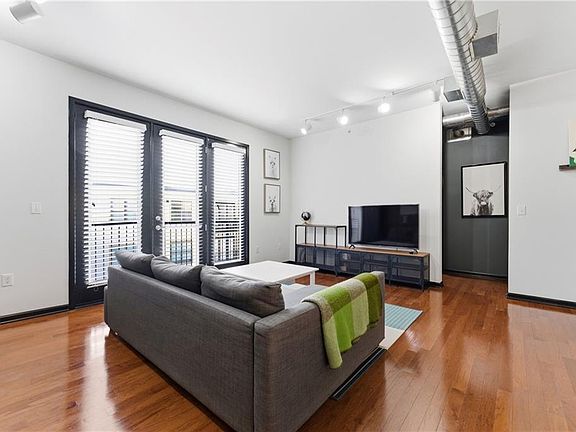 5th image of 5300 Peachtree Rd Unit 3309