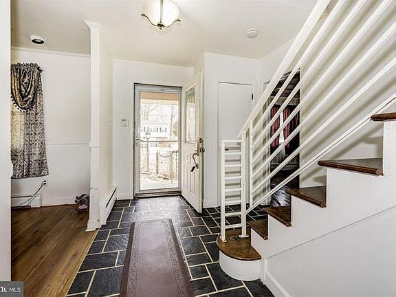 4th image of 108 Kingswood Ct