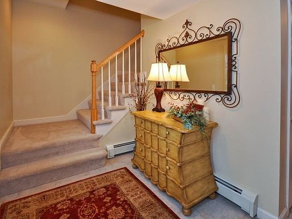 Foyer entry