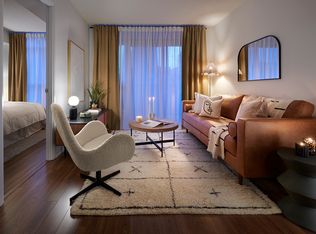 304 Roehampton Ave #1208, Toronto, ON M4P1S3