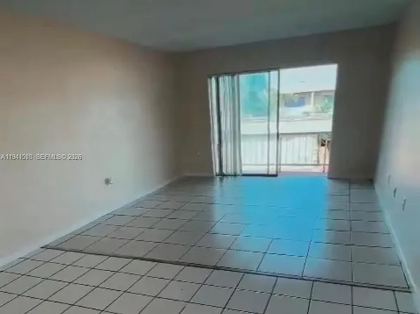 301 NW 177th St APT 232, Miami Gardens, FL 33169