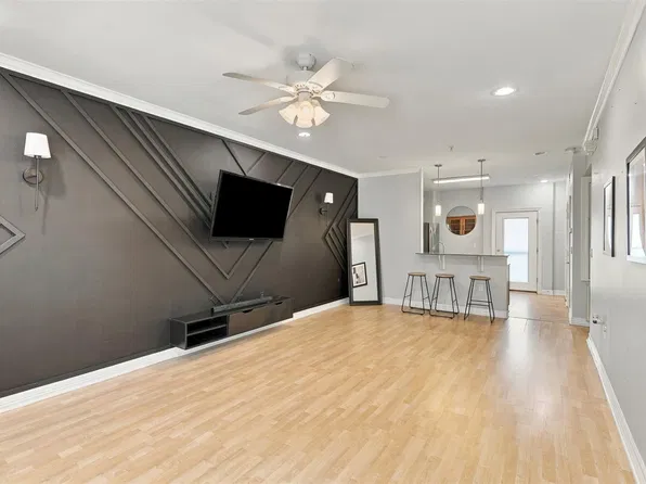 3501 Chenevert St #3, Houston, TX 77004