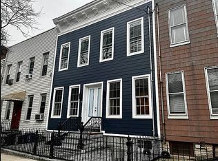 64-34 68th Ave #2R, Ridgewood, NY 11385