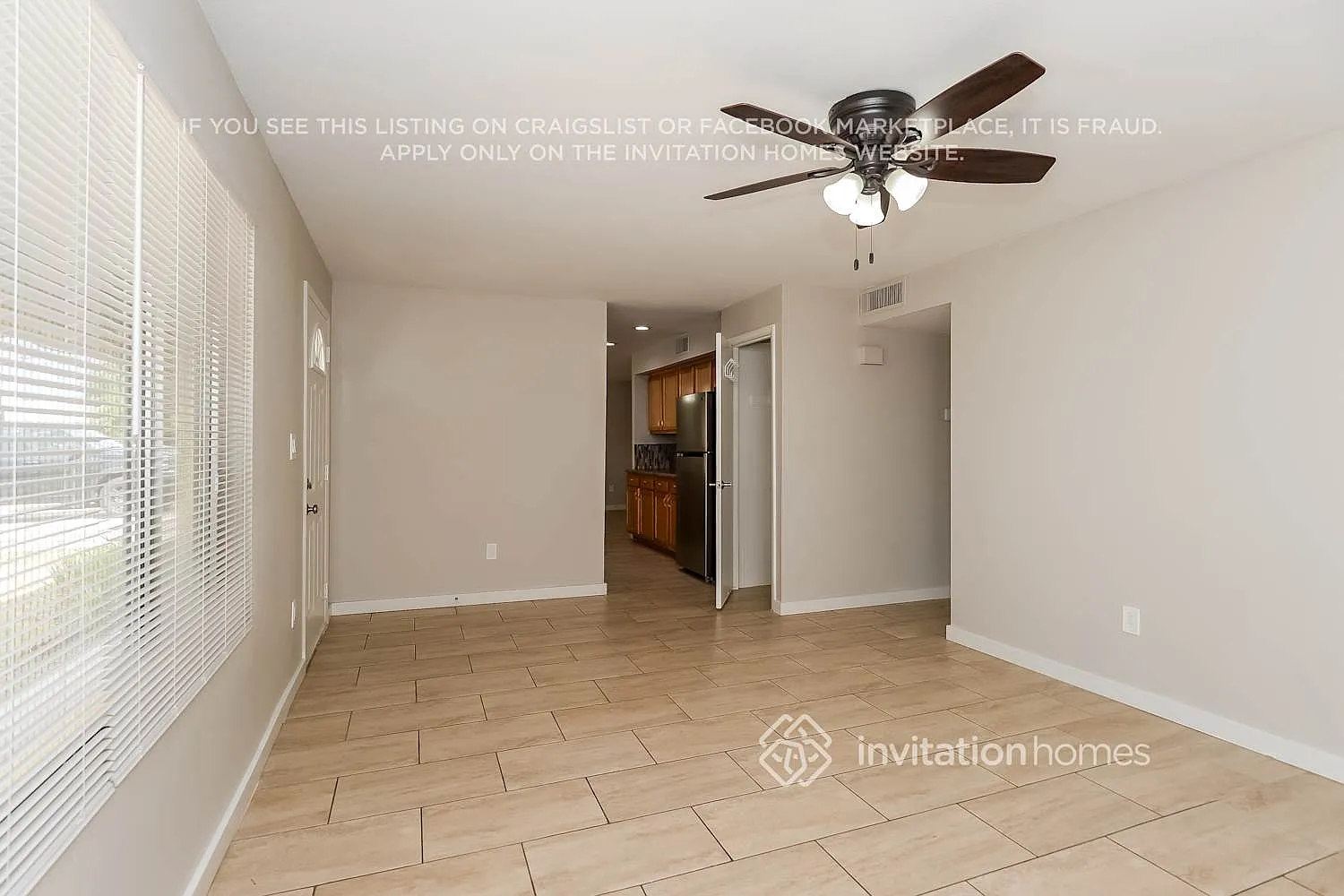 2211 N 54Th Lane Phoenix, AZ 85035 — Photo 3