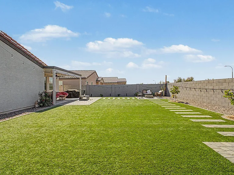 2548 W Grenadine Rd — Photo 34