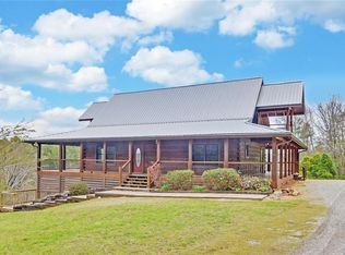 511 Tobacco Pouch Ln, Dahlonega, GA 30533