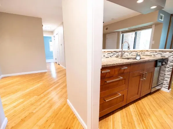 82 Spencer Village Ct #A, Appleton, WI 54914