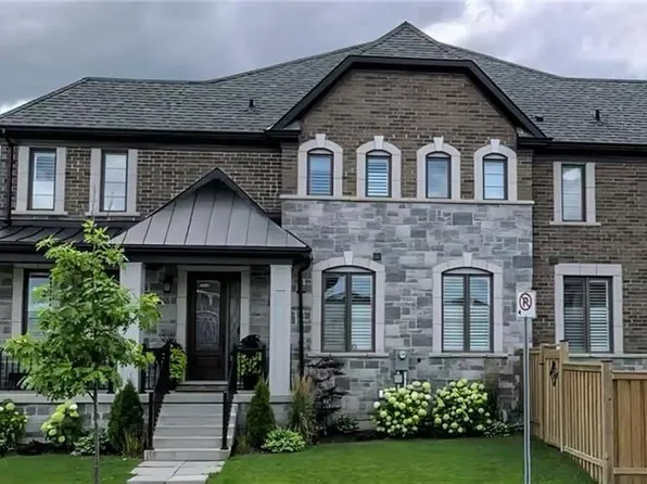 1383 Farmstead Dr, Milton, ON L9E 1K4