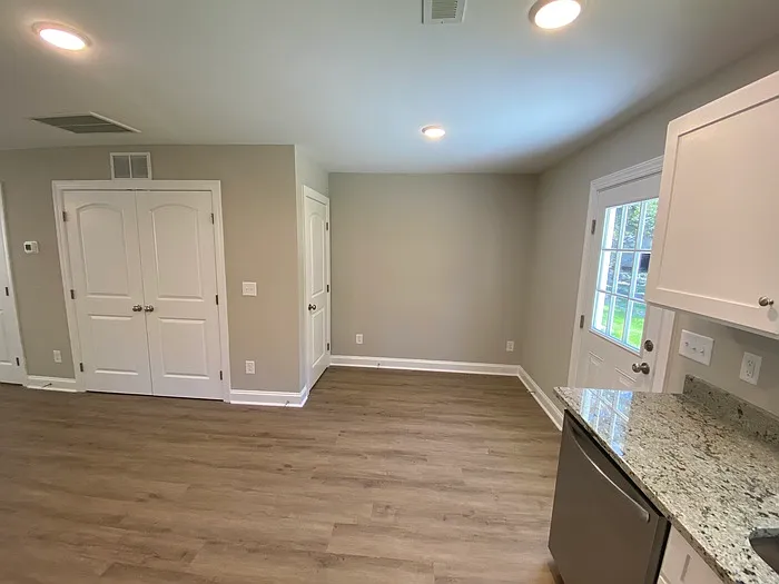 2701 Vale Ave — Photo 8