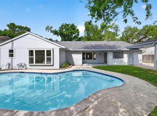 2914 Riata Ln, Houston, TX 77043