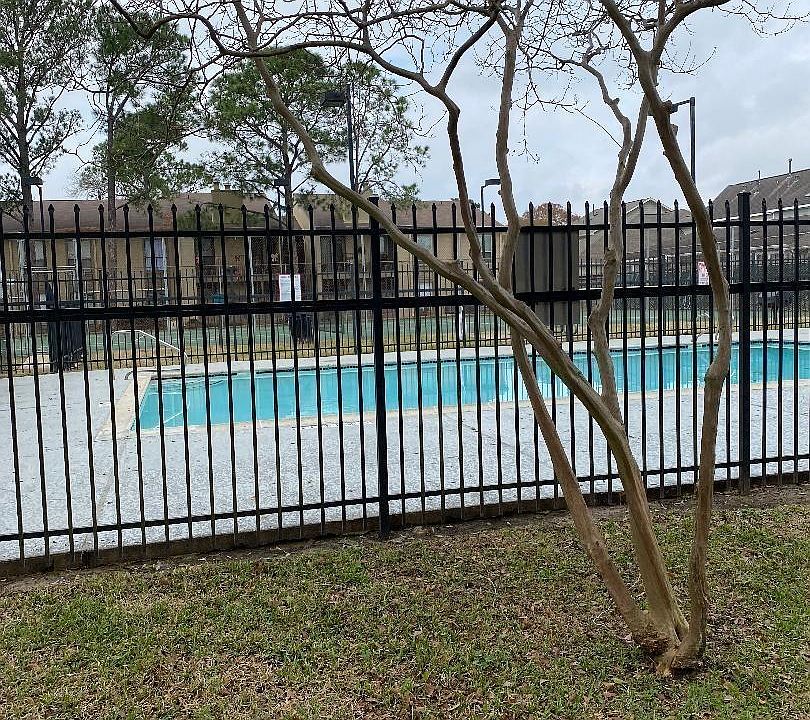 1st image of 3300 Pebblebrook Dr APT 89
