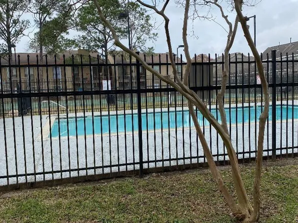 3300 Pebblebrook Dr APT 89, Seabrook, TX 77586