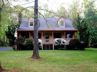 301 Jane Randolph St, Forest, VA 24551