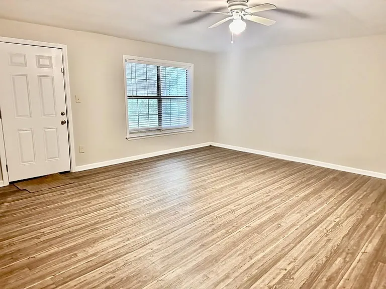 2290 Fairways Ct NW — Photo 20