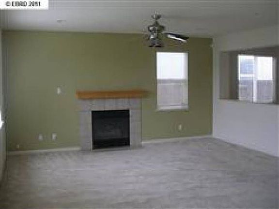 2nd image of 3687 Yacht Dr