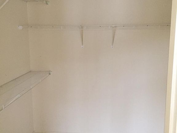 Walk in closet