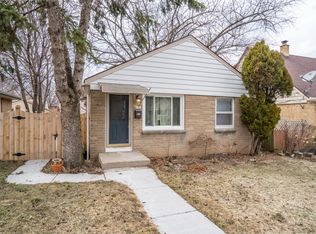 4151 N 73rd St, Milwaukee, WI 53216