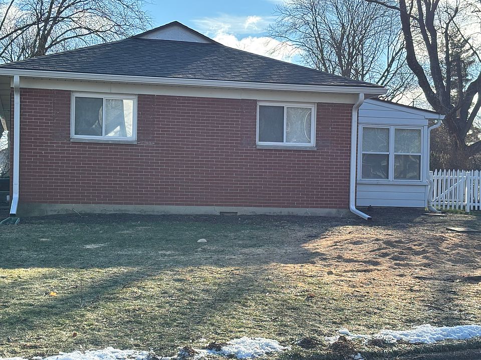 1st image of 136 Westhaven Dr